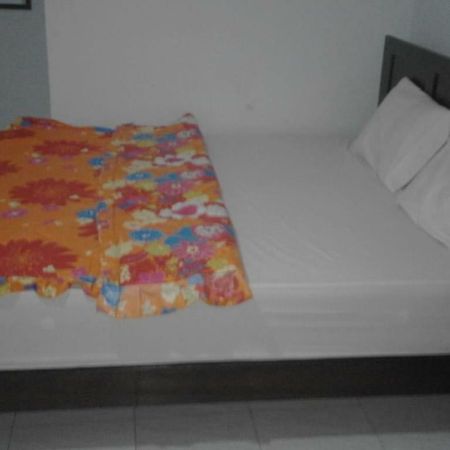 Tanjung Inn Wonosari Bagian luar foto