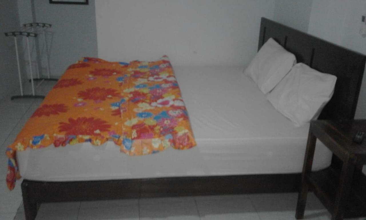 Tanjung Inn Wonosari Bagian luar foto