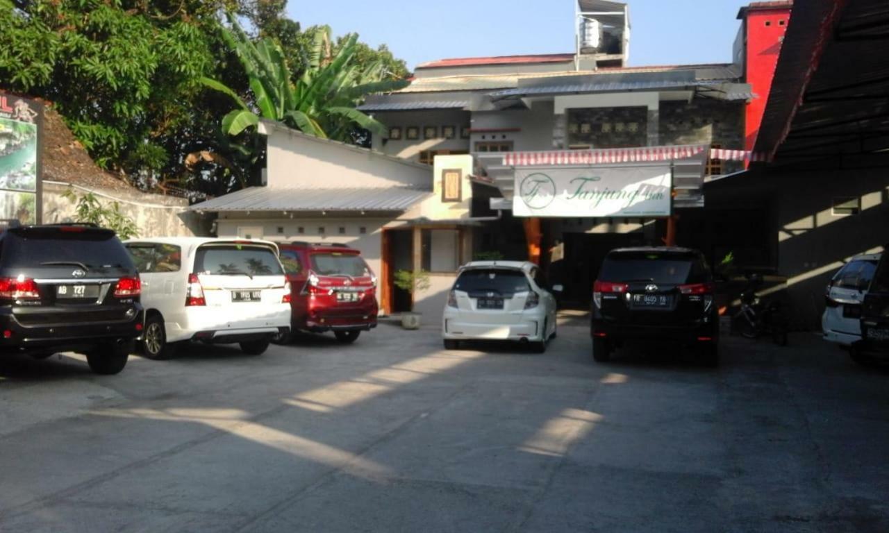 Tanjung Inn Wonosari Bagian luar foto